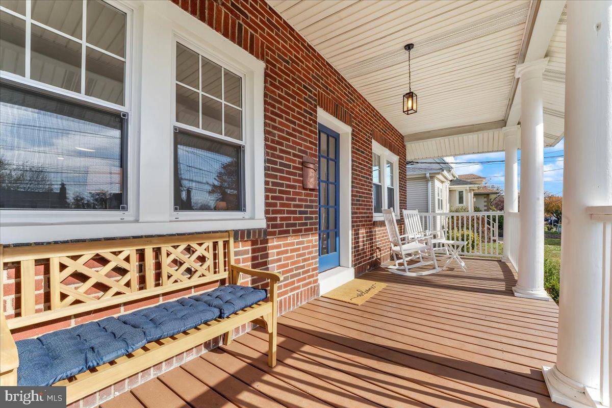 303 Krewson Terrace Willow Grove, PA 19090 - Photo 2 of 30