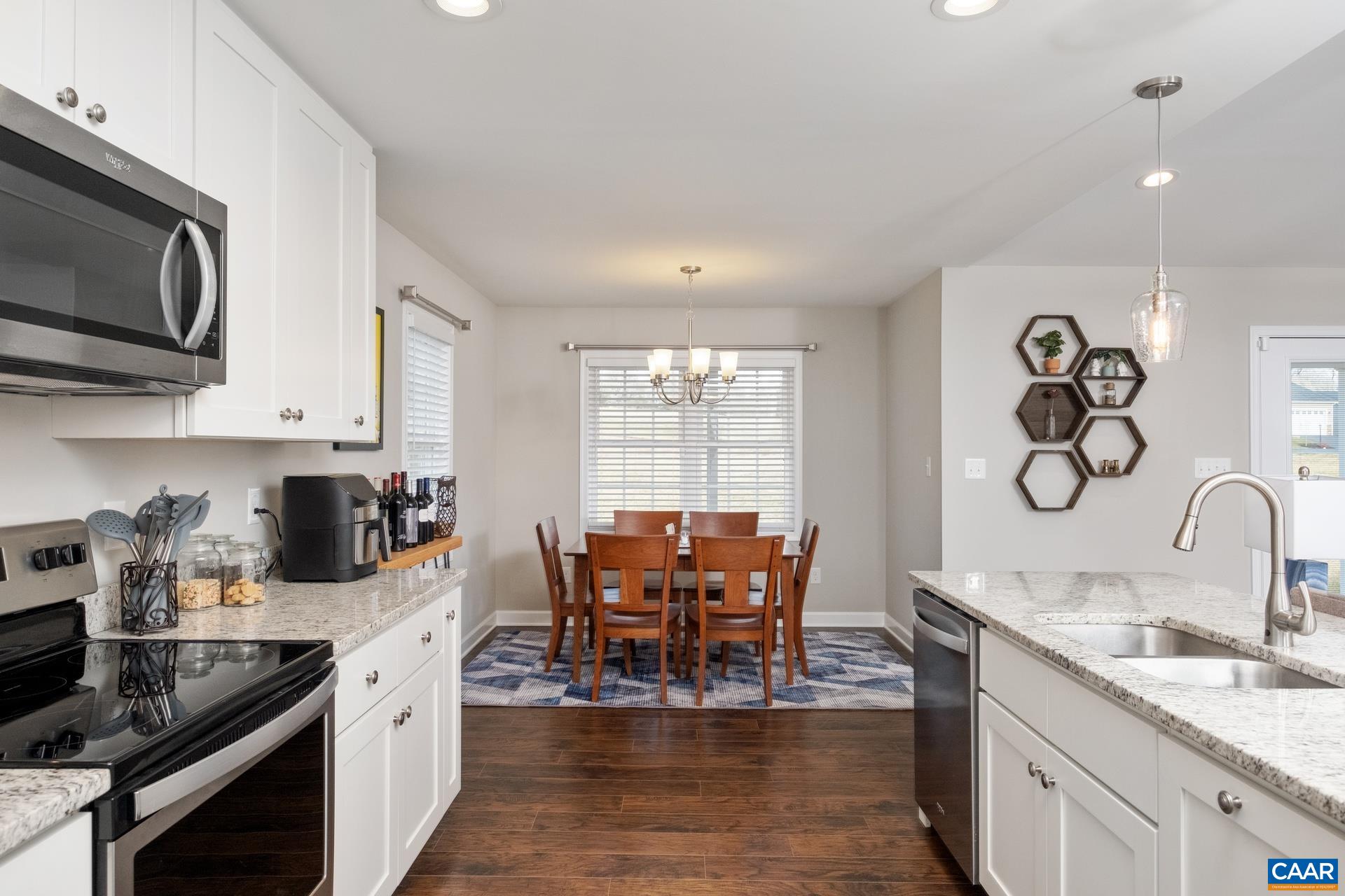 229 Spring Run Lane Waynesboro, VA 22980 - Photo 6 of 41 Gallery Image 6