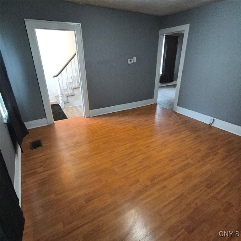 707 Spring Street Utica, NY 13502 - Photo 3 of 30