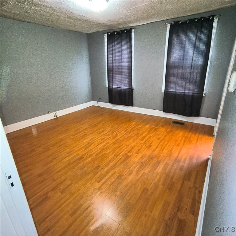 707 Spring Street Utica, NY 13502 - Photo 4 of 30