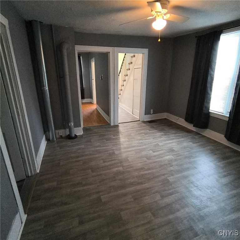 707 Spring Street Utica, NY 13502 - Photo 5 of 30