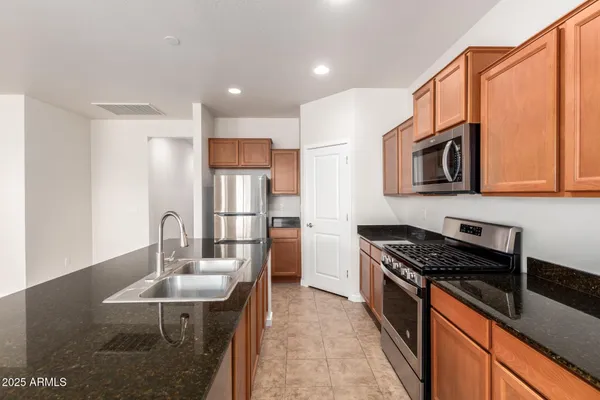 $2,299 | 4123 South 97th Drive, Tolleson, AZ 85353