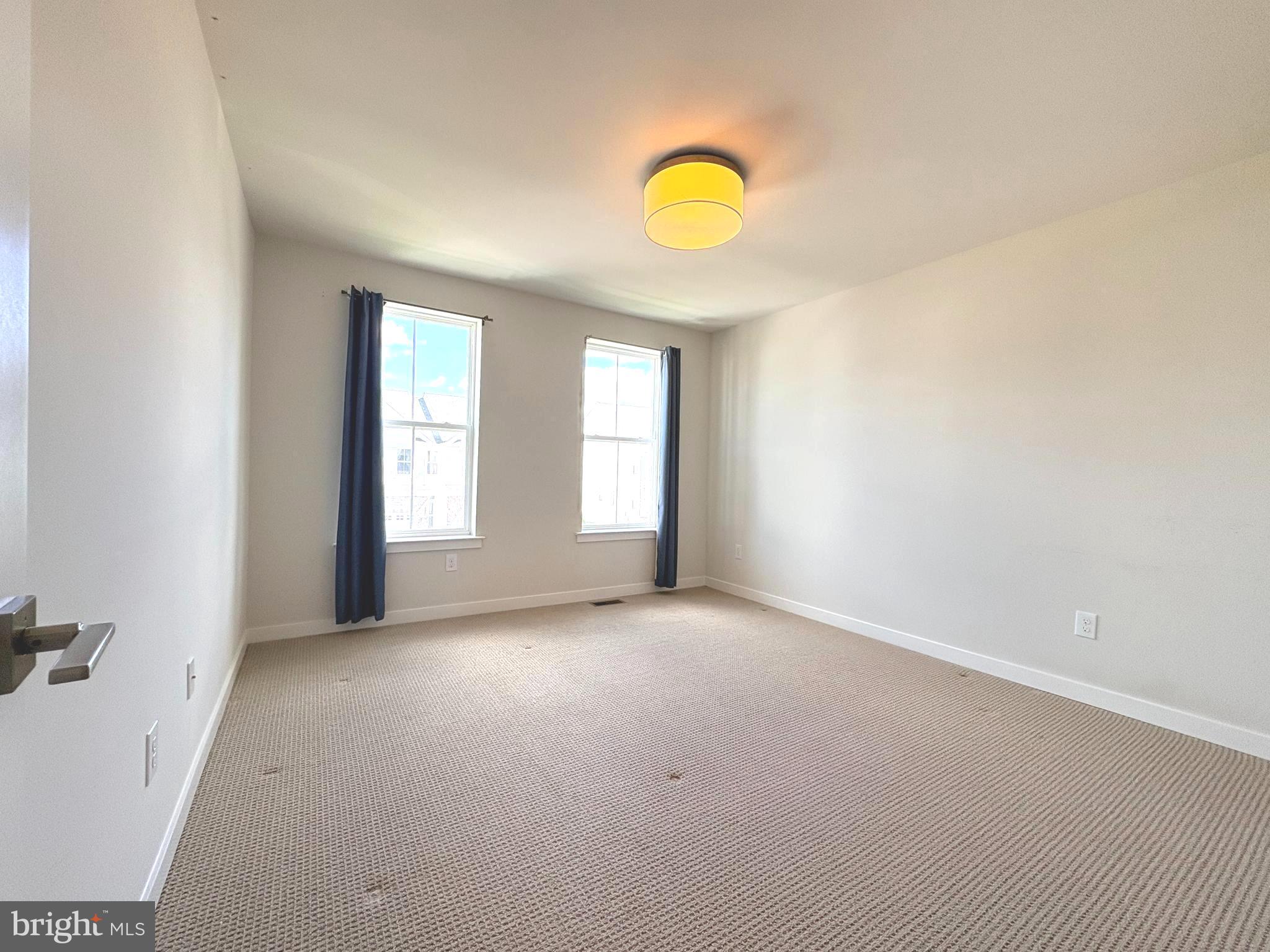 113 Wynstone Court Colmar, PA 18915 - Photo 14 of 20 an empty room with windows
