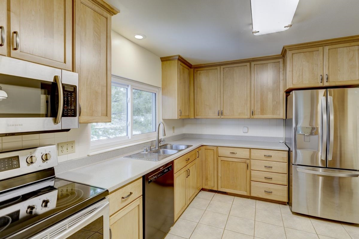 19 Sugar Maple Trail Madison, WI 53717 - Photo 18 of 46