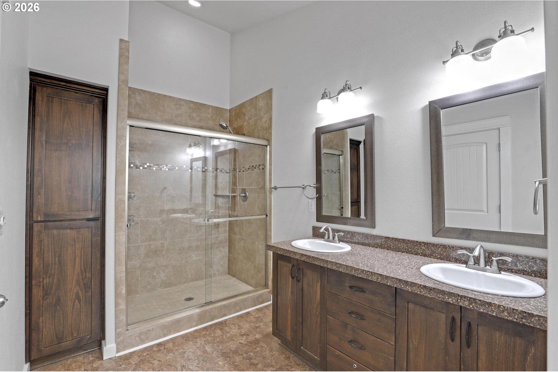 14018 Southwest Butner Road Beaverton, OR 97006 - Photo 16 of 32 Owner's Suite Bathroom