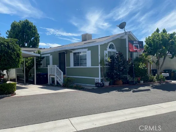 $175,000 | 138 Balboa Lane, Tustin, CA 92780