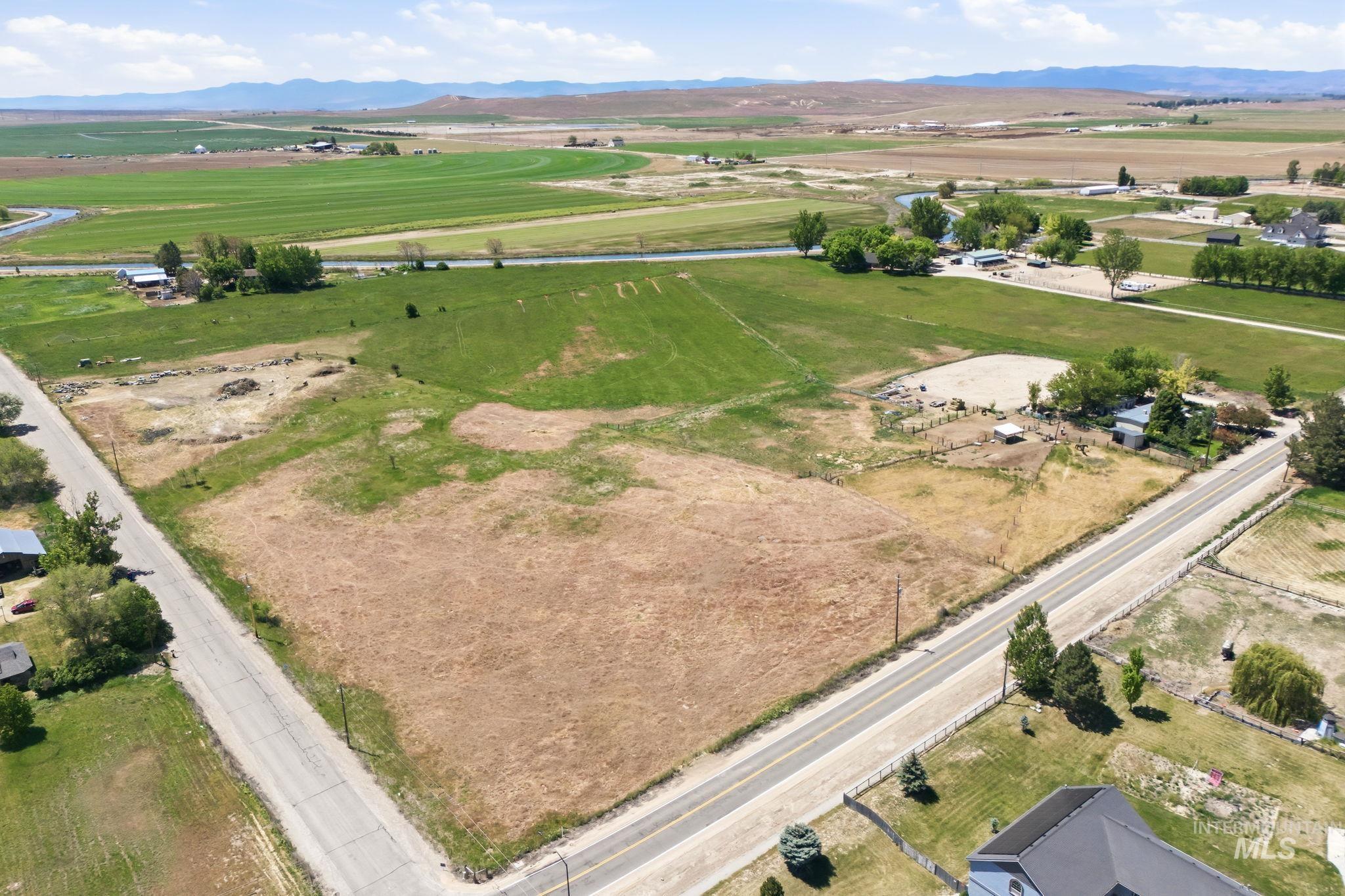603 East King Road Kuna, ID 83634 - Photo 5 of 24