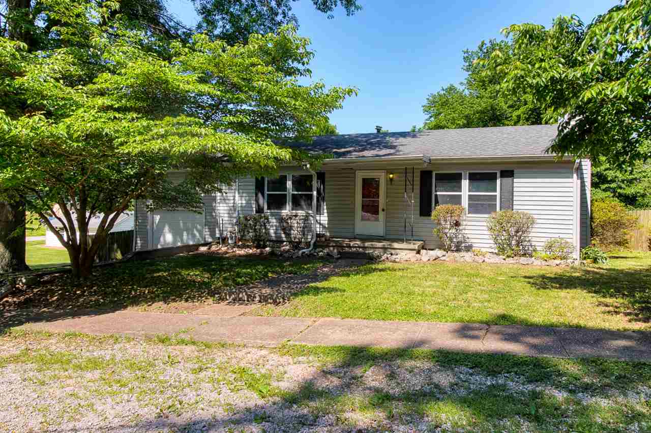 210 Adams Street Newburgh, IN 47630 - Photo 2 of 25