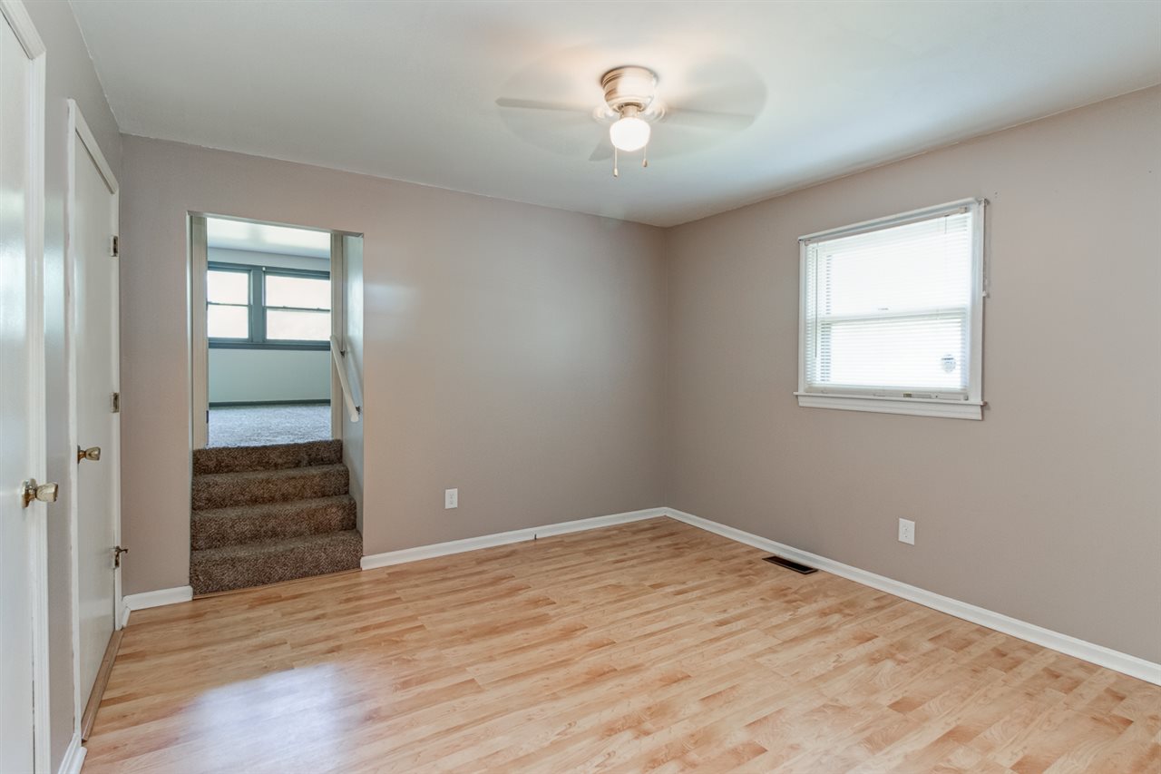 210 Adams Street Newburgh, IN 47630 - Photo 13 of 25