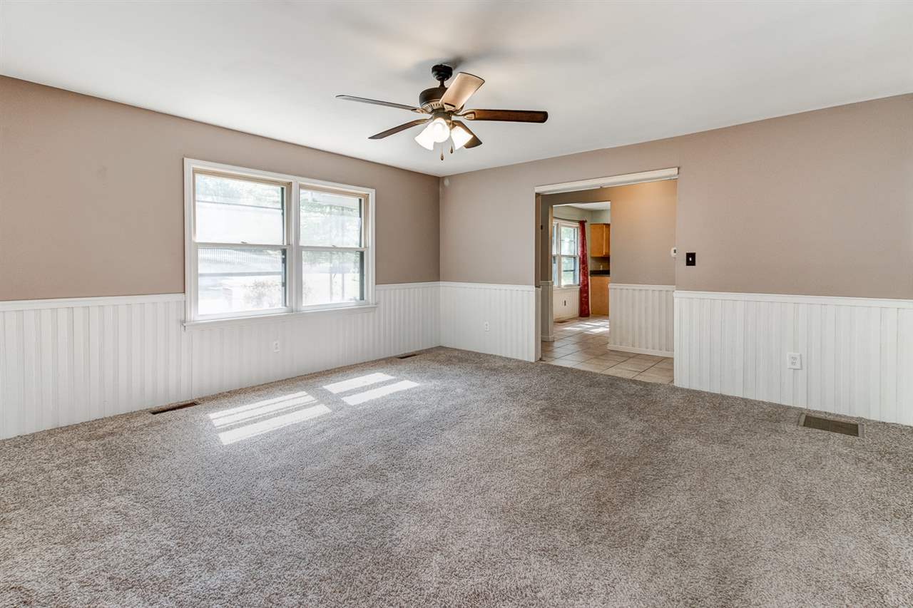 210 Adams Street Newburgh, IN 47630 - Photo 7 of 25