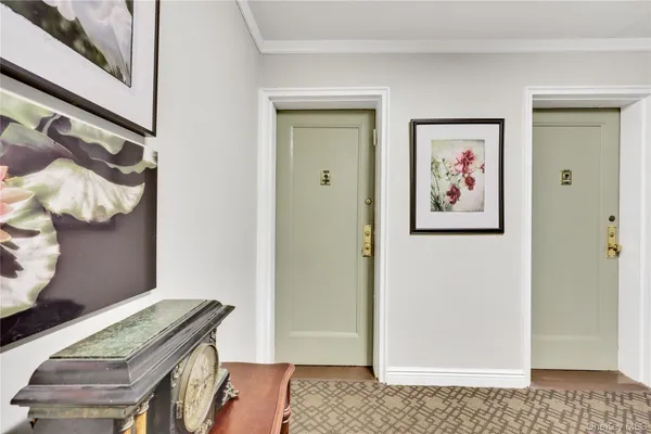 $318,000 | 1201 East Broadway, Unit H23, Hewlett, NY 11557