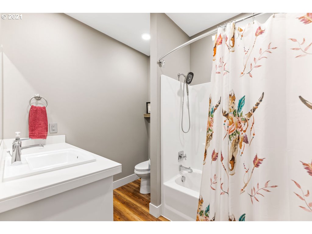 804 Northwest 289th Street Ridgefield, WA 98642 - Photo 10 of 32