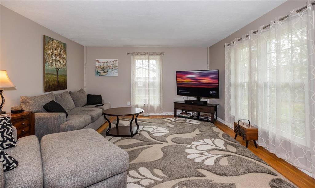 7257 Lantern Road Indianapolis, IN 46256 - Photo 2 of 55 Gallery Image 2