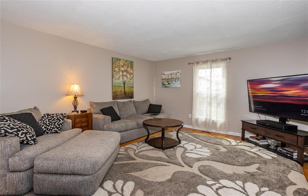 7257 Lantern Road Indianapolis, IN 46256 - Photo 3 of 55 Gallery Image 3
