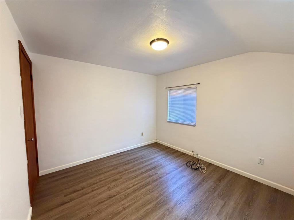 426 Hochberg Road Pittsburgh, PA 15235 - Photo 12 of 16 Gallery Image 12