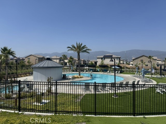 2464 Gunner Ridge Way Rialto, CA 92377 - Photo 34 of 42