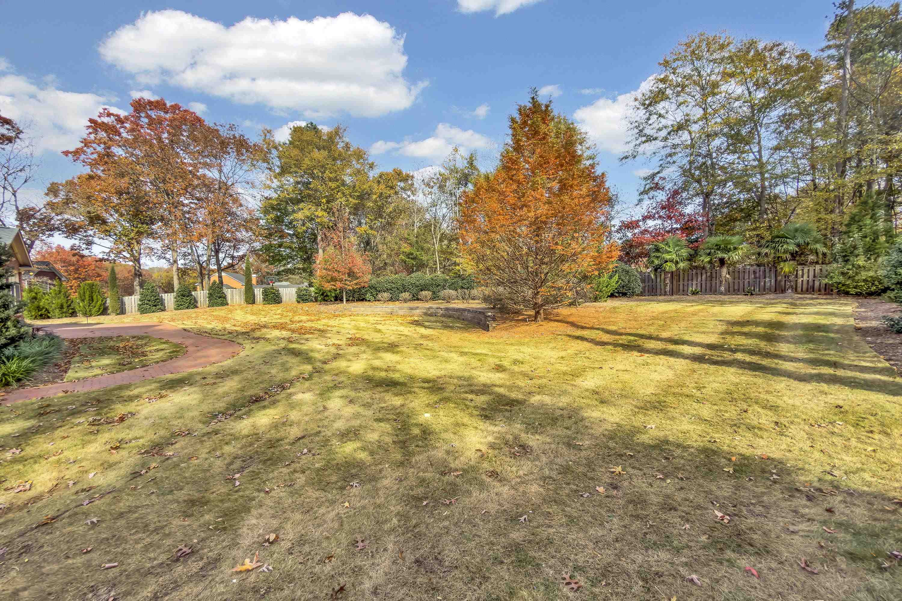 111 West Woodglen Road Spartanburg, SC 29301 - Photo 7 of 40