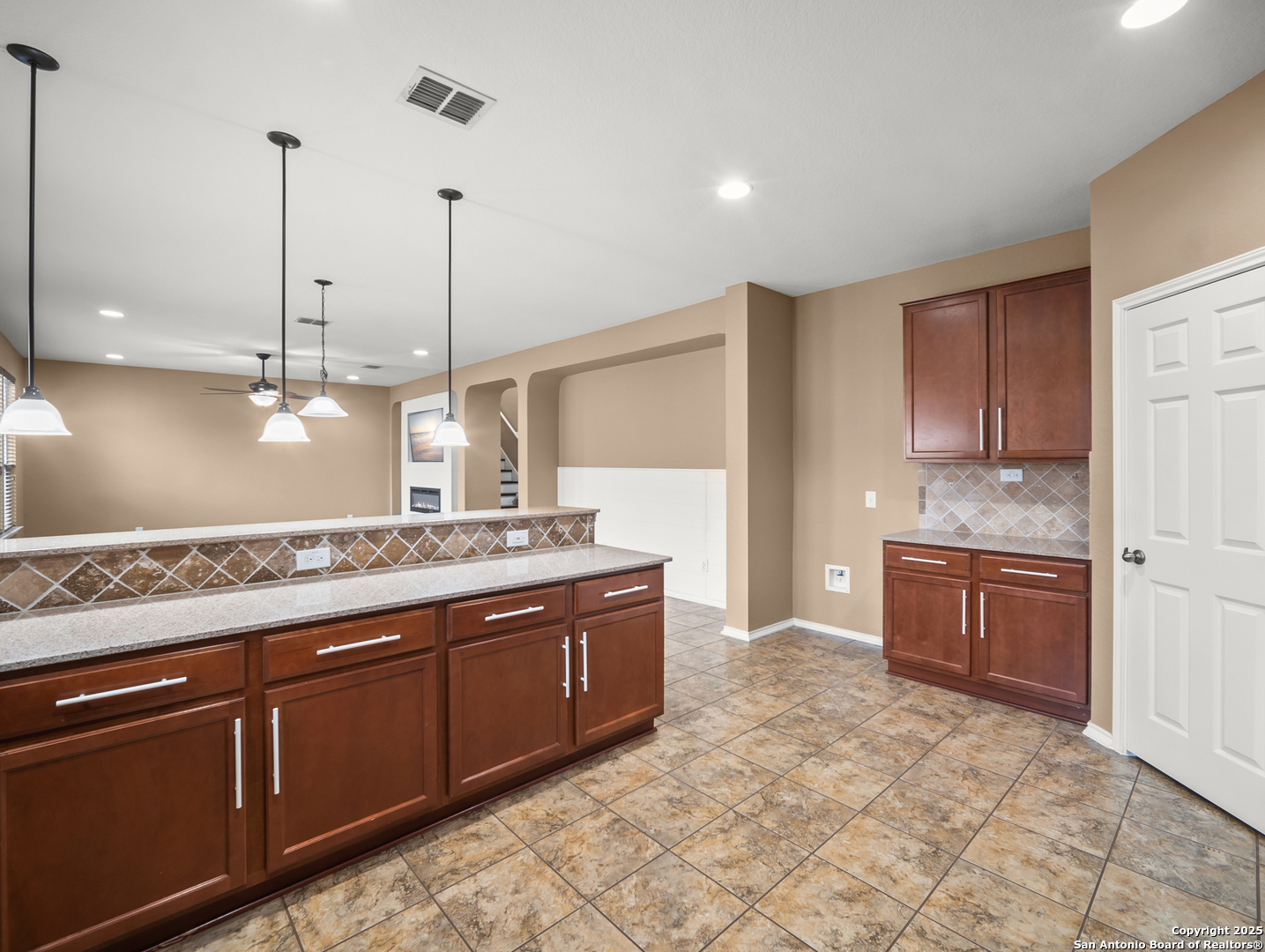 7514 Copper Cove Converse, TX 78109 - Photo 15 of 34