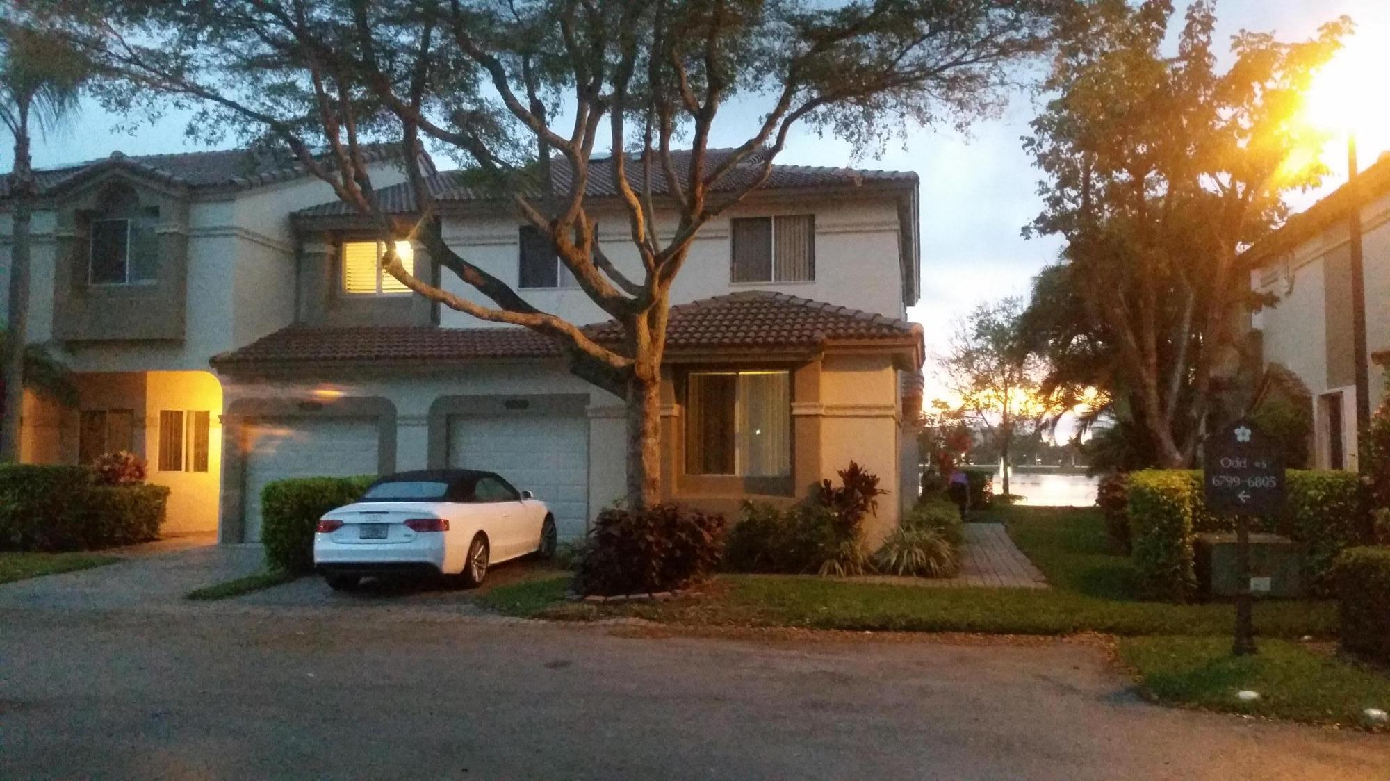 6805 Via Regina Boca Raton, FL 33433 - Photo 1 of 17 Corner Townhouse