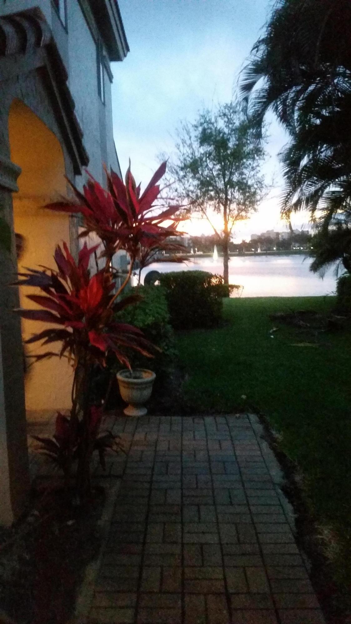 6805 Via Regina Boca Raton, FL 33433 - Photo 3 of 17 20160320_193559