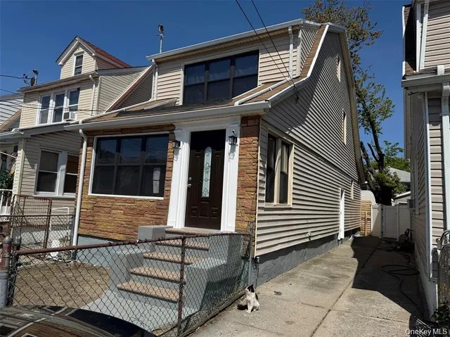 $859,000 | 188-51 120th Road | St. Albans