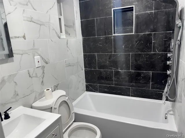 $859,000 | 188-51 120th Road | St. Albans