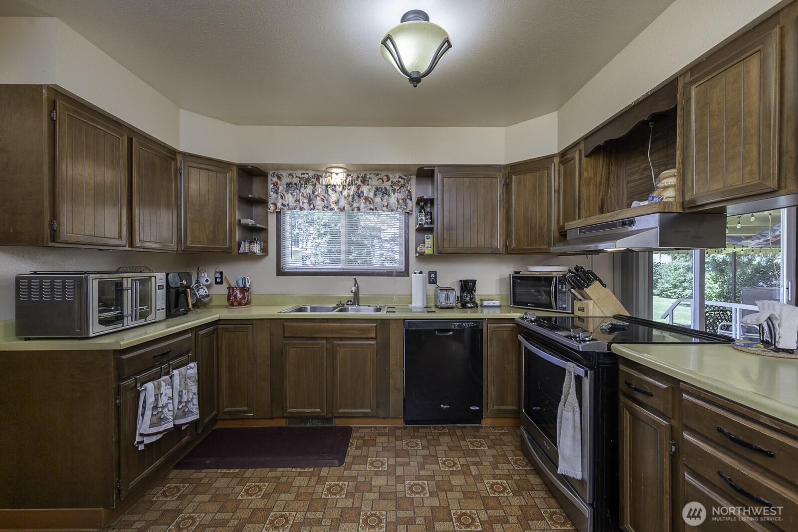 4934 Rd L.9 Northeast Moses Lake, WA 98837 - Photo 18 of 31