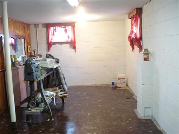 1189 Carew Street Springfield, MA 01104 - Photo 16 of 17 Gallery Image 16