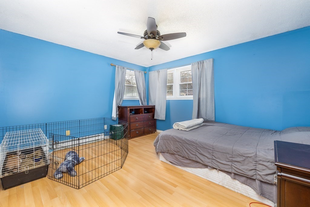 117 Corcoran Boulevard Springfield, MA 01118 - Photo 16 of 27 Gallery Image 16