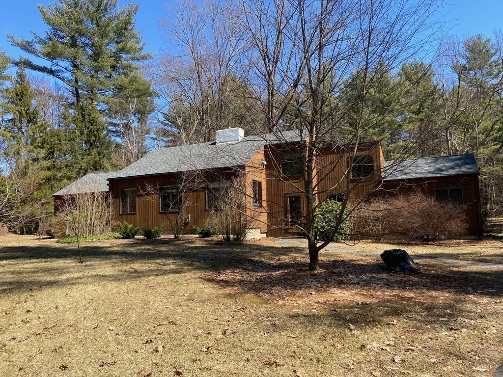 92 Harkness Road Pelham, MA 01002 - Photo 3 of 42