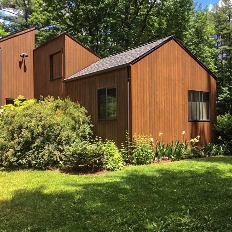 92 Harkness Road Pelham, MA 01002 - Photo 4 of 42