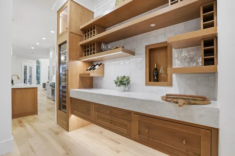 $3,990,000 | 31 Hollymead Drive, The Woodlands, TX 77381