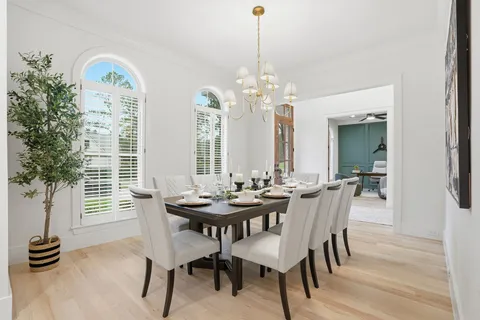 $3,990,000 | 31 Hollymead Drive, The Woodlands, TX 77381