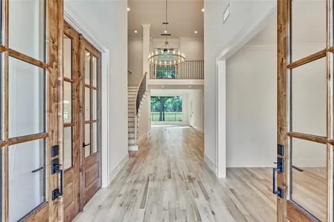$3,990,000 | 31 Hollymead Drive, The Woodlands, TX 77381