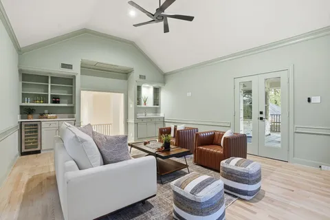 $3,990,000 | 31 Hollymead Drive, The Woodlands, TX 77381