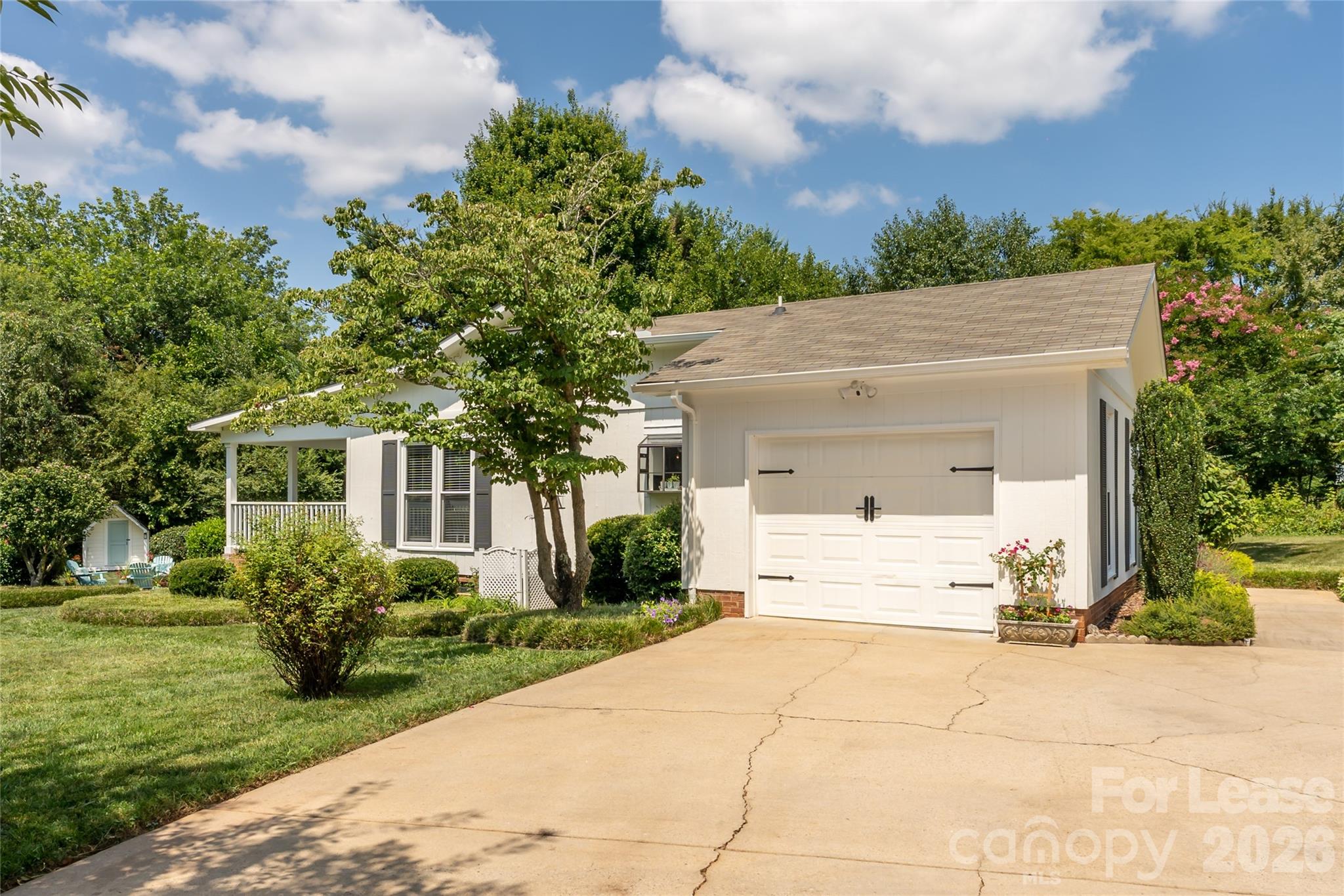 108 Surfside Road Mooresville, NC 28117 - Photo 3 of 41