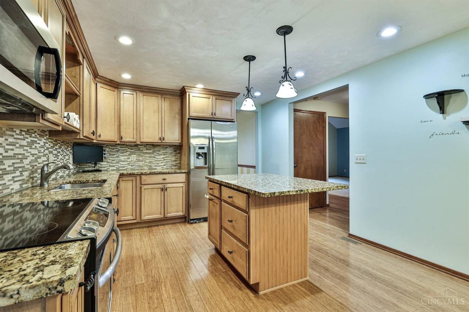 3770 Lincoln Road Cincinnati, OH 45247 - Photo 12 of 57