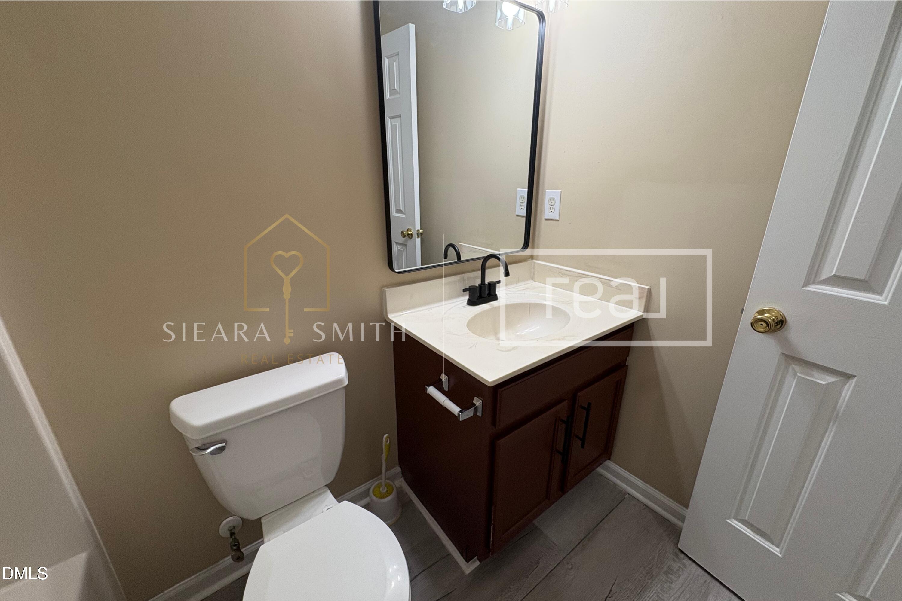 6013 Silkwater Court Raleigh, NC 27610 - Photo 9 of 15 Bathroom 2