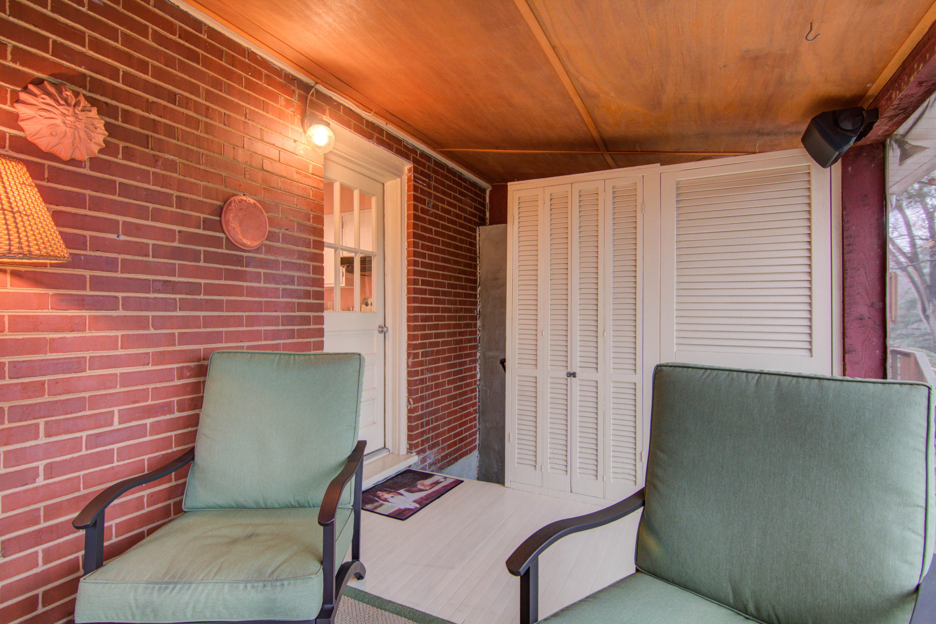 2427 Tillett Road Southwest Roanoke, VA 24015 - Photo 11 of 21 IMG_6849_50_51_52_53