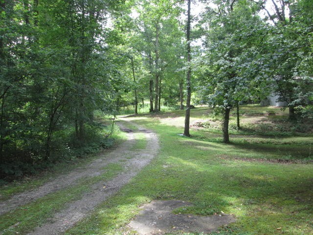 310 North Lowe Road Crossville, TN 38571 - Photo 12 of 19
