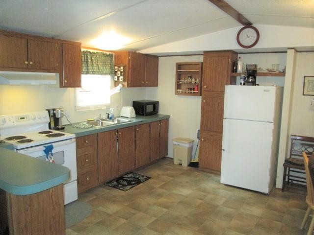310 North Lowe Road Crossville, TN 38571 - Photo 3 of 19