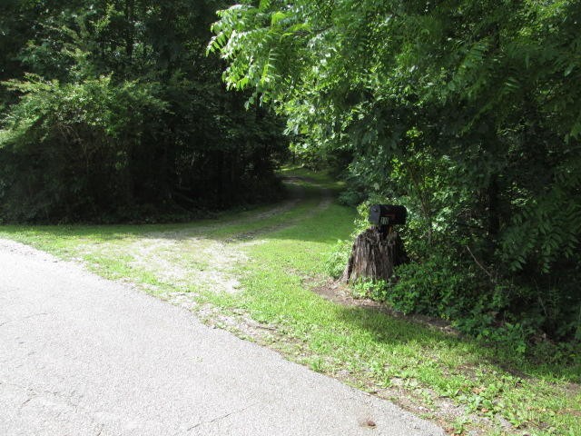 310 North Lowe Road Crossville, TN 38571 - Photo 10 of 19