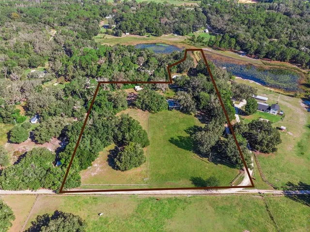 $430,000 | 28405 Southeast 175th Street, Umatilla, FL 32784