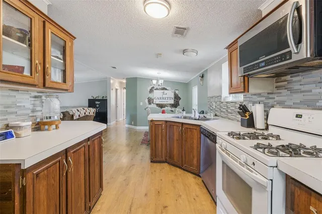 $430,000 | 28405 Southeast 175th Street, Umatilla, FL 32784