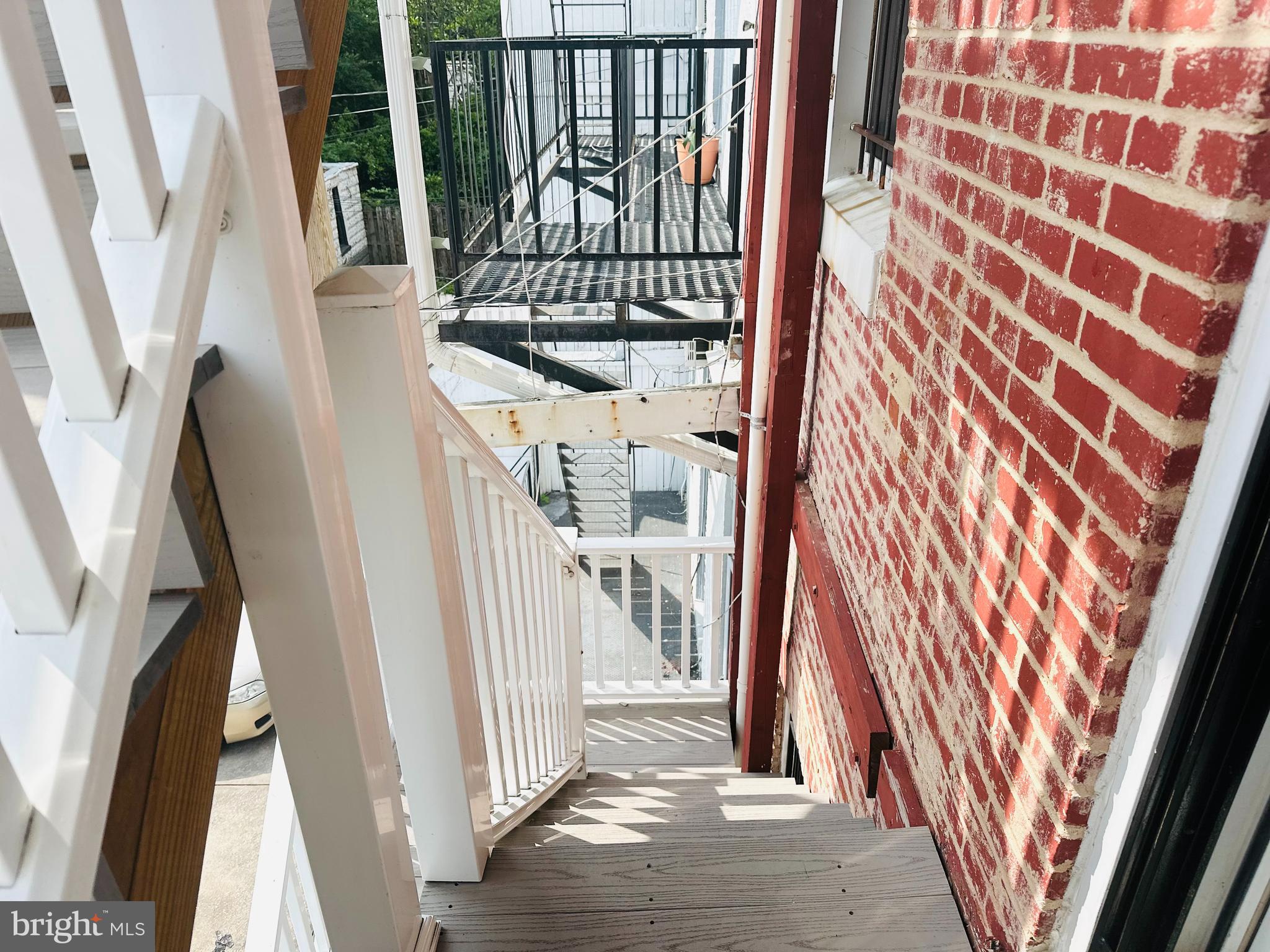 1602 Park Avenue, Unit 2R Baltimore, MD 21217 - Photo 10 of 15