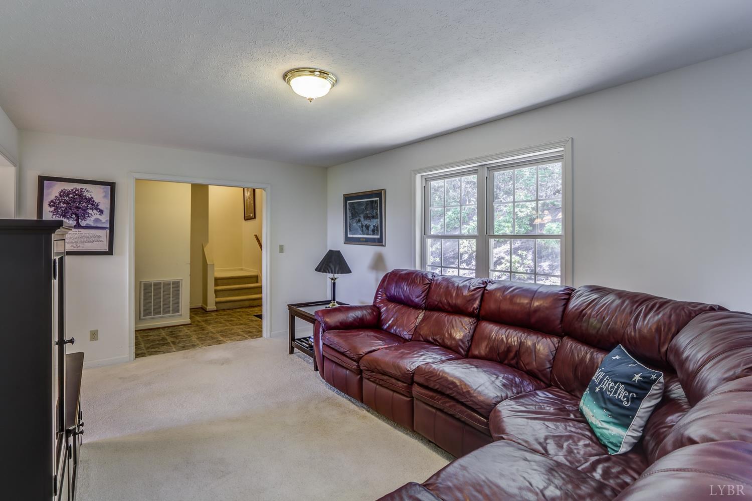 585 Cresthill Road Lynchburg, VA 24504 - Photo 12 of 48