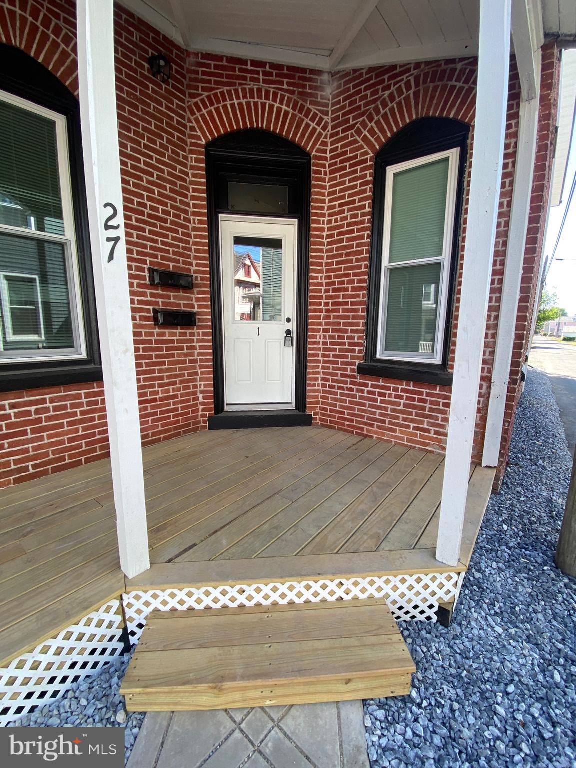 27 West Ferdinand Street, Unit 2 Manheim, PA 17545 - Photo 2 of 20