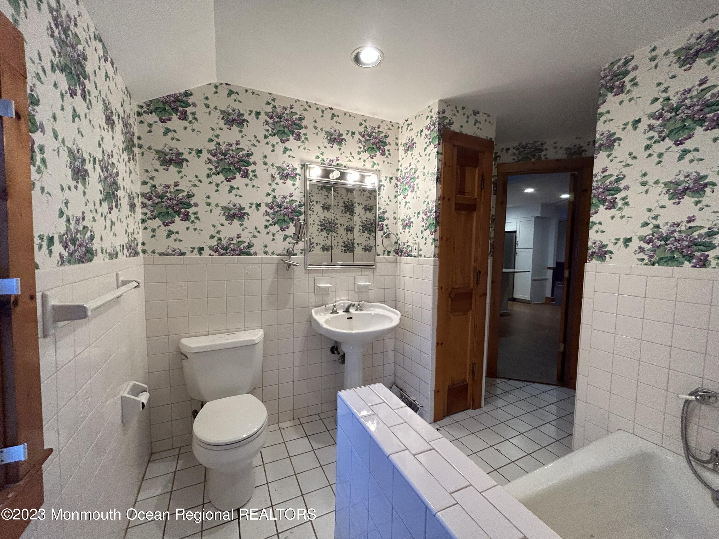 709 Howe Street Point Pleasant, NJ 08742 - Photo 12 of 24 Photo Dec 18 2023, 4 06 28 PM