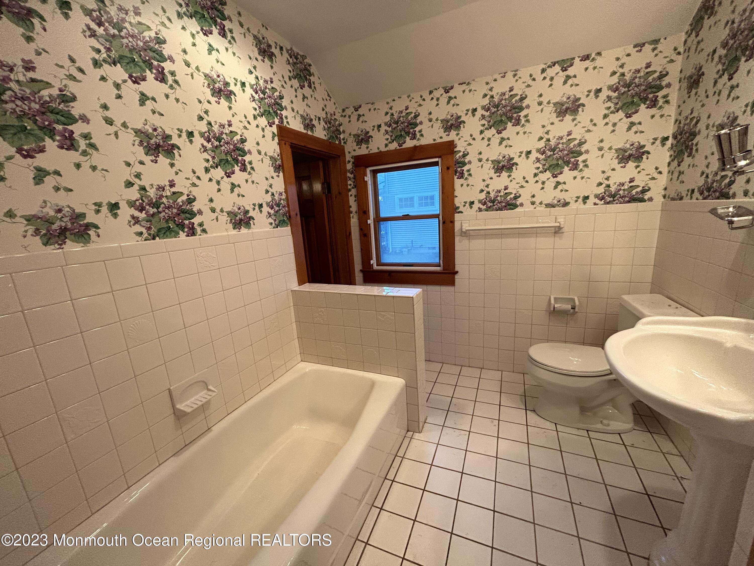 709 Howe Street Point Pleasant, NJ 08742 - Photo 14 of 24 Photo Dec 18 2023, 4 06 39 PM