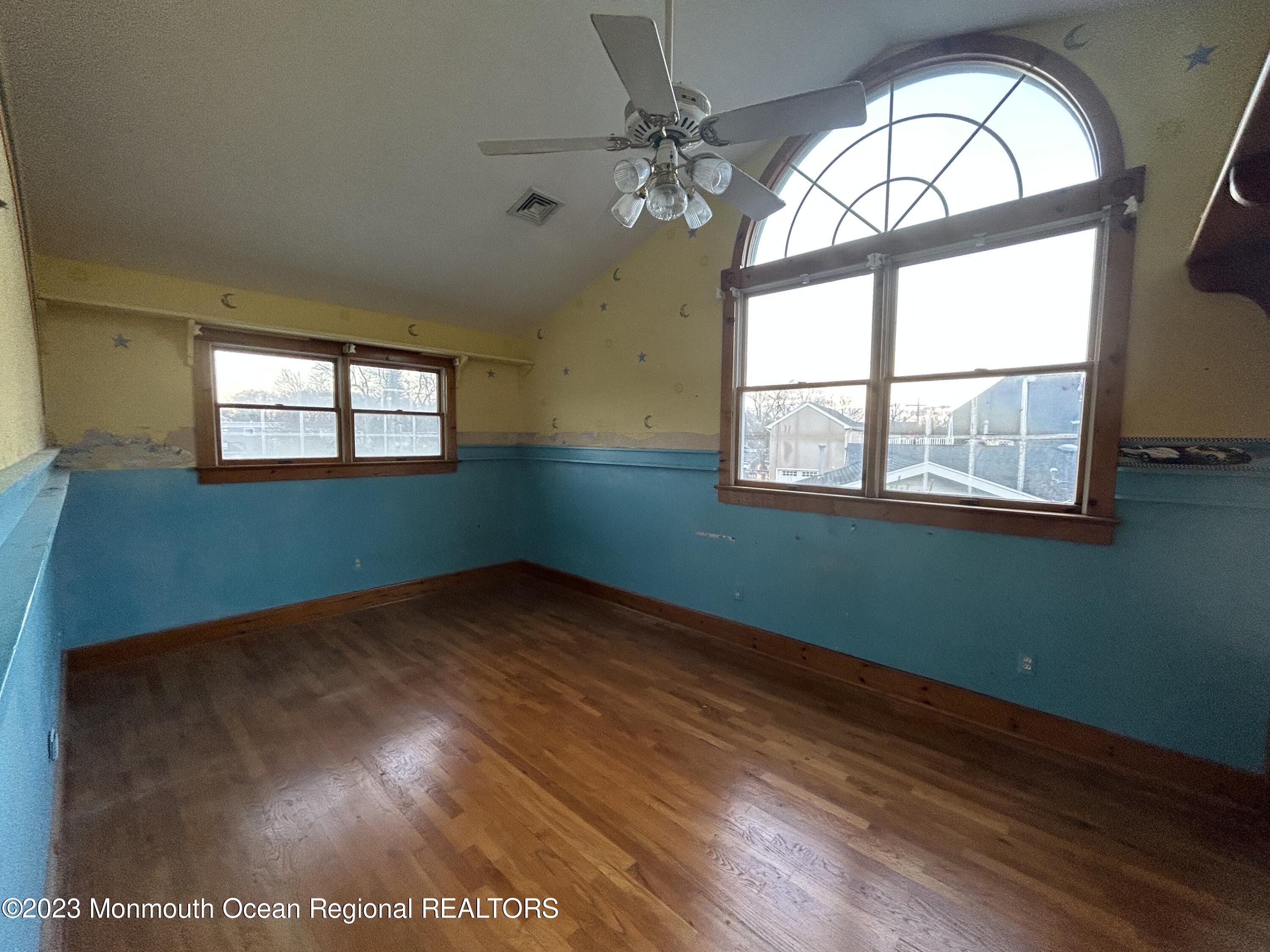 709 Howe Street Point Pleasant, NJ 08742 - Photo 16 of 24 Photo Dec 18 2023, 4 08 33 PM